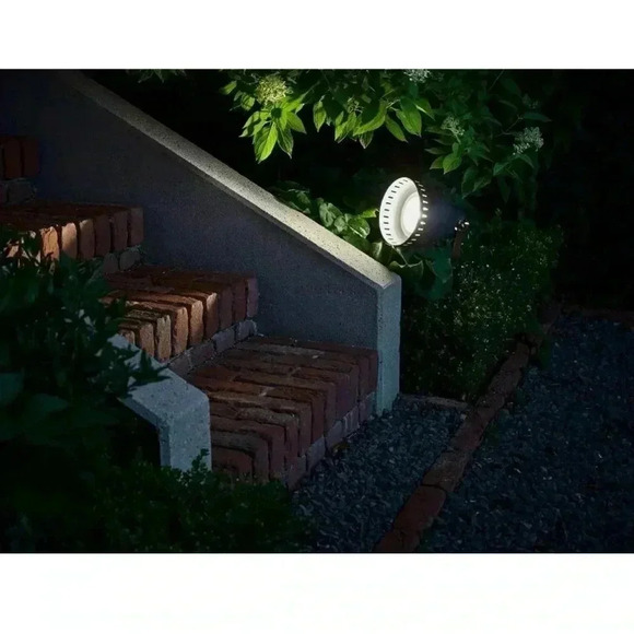 SYLVANIA PAR38 Night Chaser LED Light Bulb 250W - Picture 10 of 14